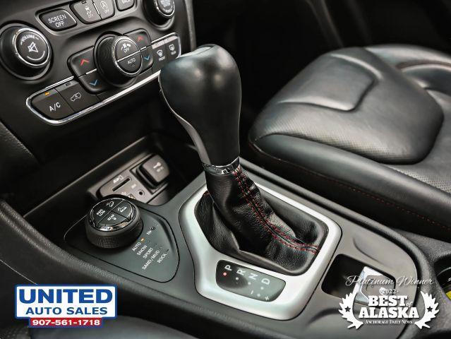 used 2015 Jeep Cherokee car, priced at $18,995