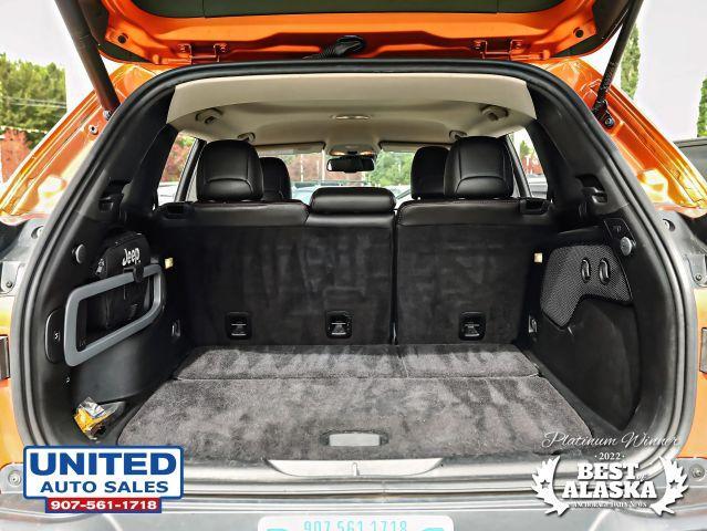 used 2015 Jeep Cherokee car, priced at $18,995