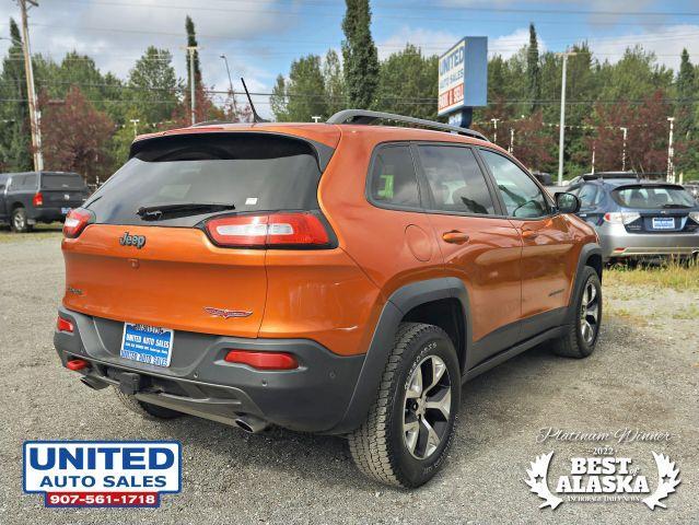 used 2015 Jeep Cherokee car, priced at $18,995