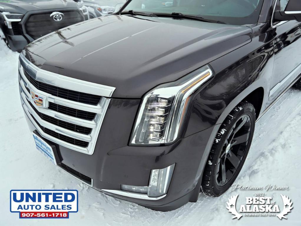 used 2015 Cadillac Escalade car, priced at $29,995