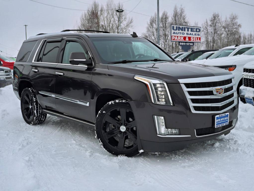 used 2015 Cadillac Escalade car, priced at $29,995