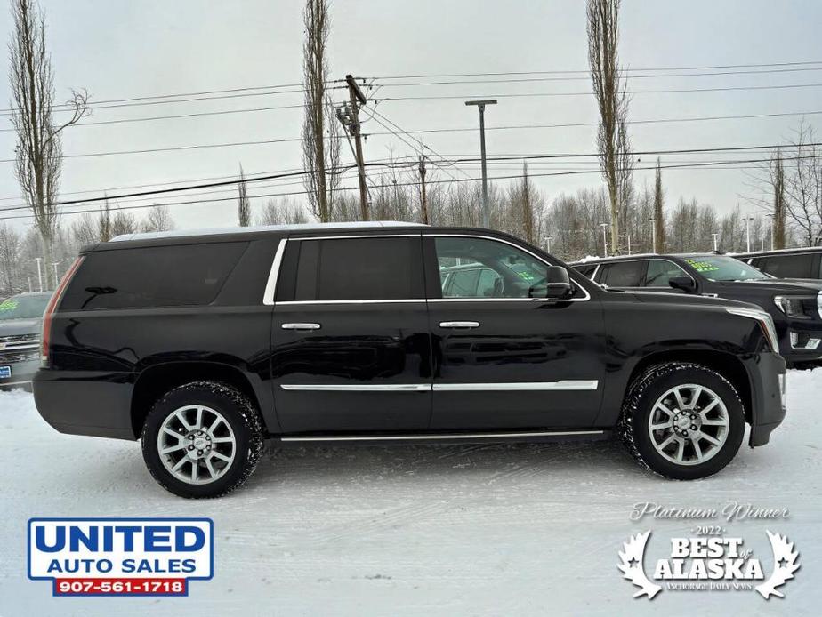 used 2018 Cadillac Escalade ESV car, priced at $35,995