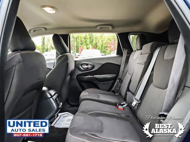 used 2015 Jeep Cherokee car, priced at $13,995