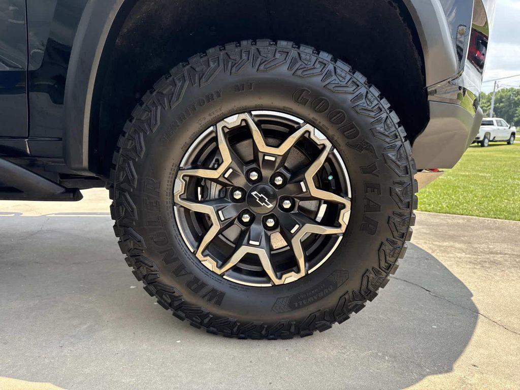 used 2024 Chevrolet Colorado car, priced at $46,995