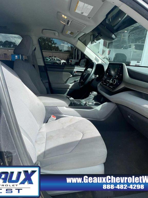 used 2020 Toyota Highlander car, priced at $22,365