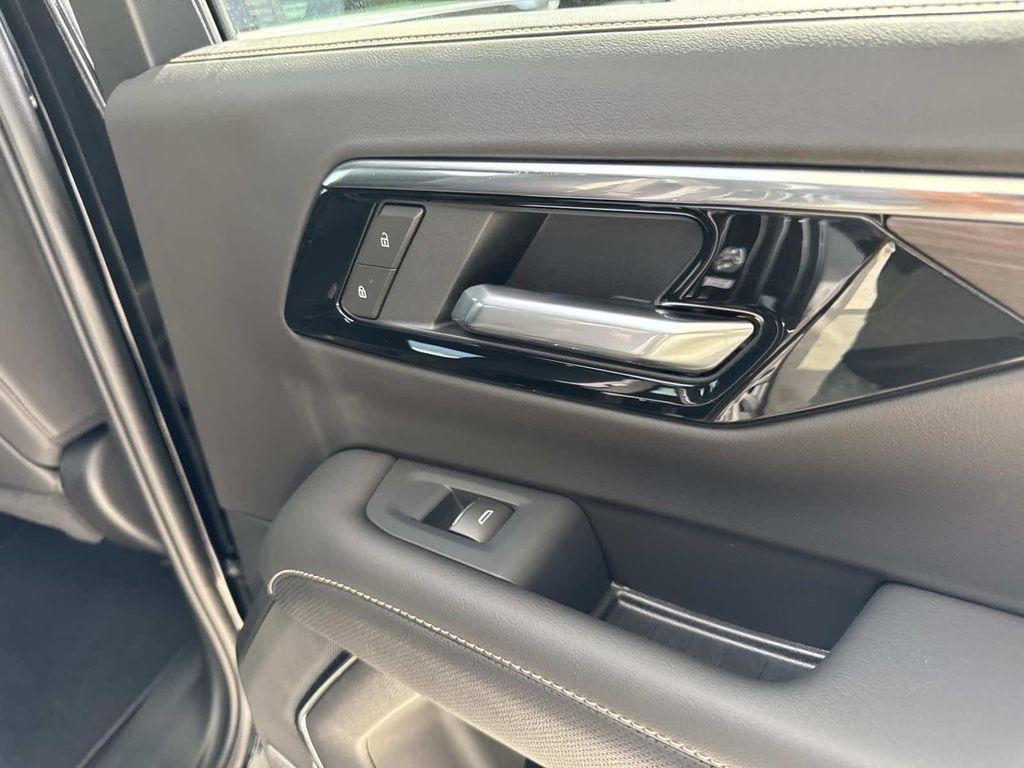 new 2025 Chevrolet Tahoe car, priced at $79,285