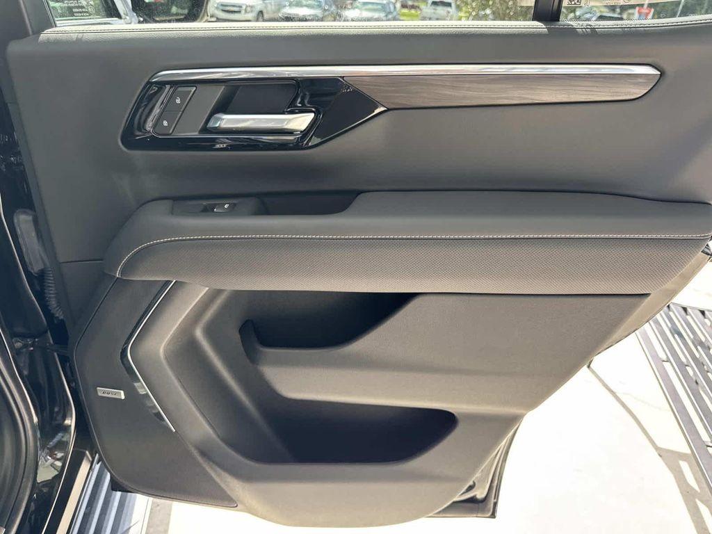 new 2025 Chevrolet Tahoe car, priced at $79,285