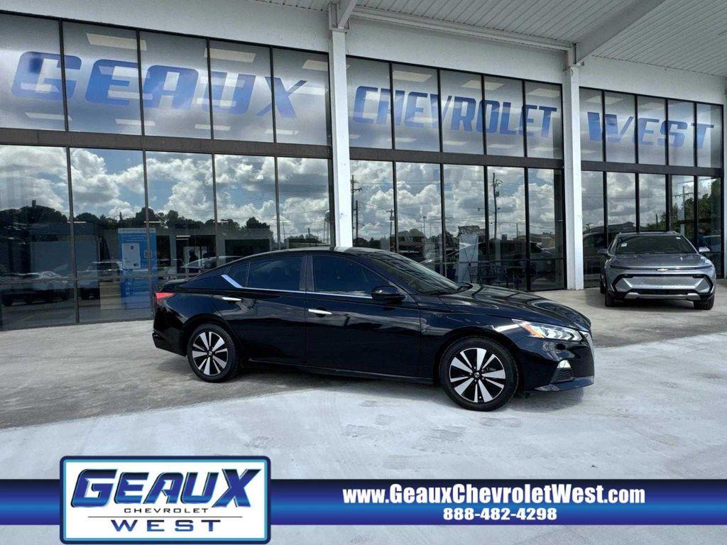 used 2021 Nissan Altima car, priced at $15,265