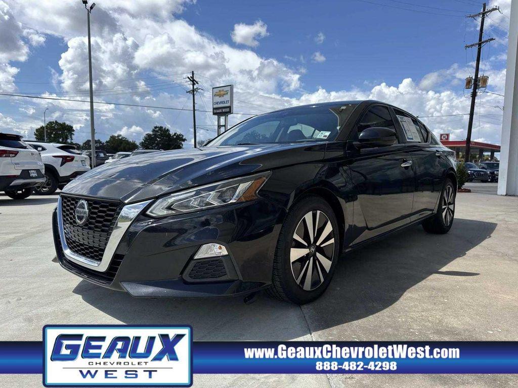 used 2021 Nissan Altima car, priced at $15,265