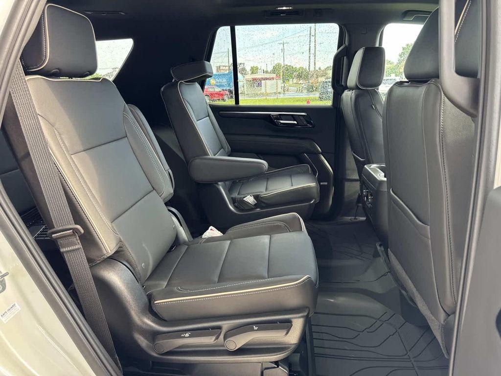 new 2025 Chevrolet Tahoe car, priced at $79,250