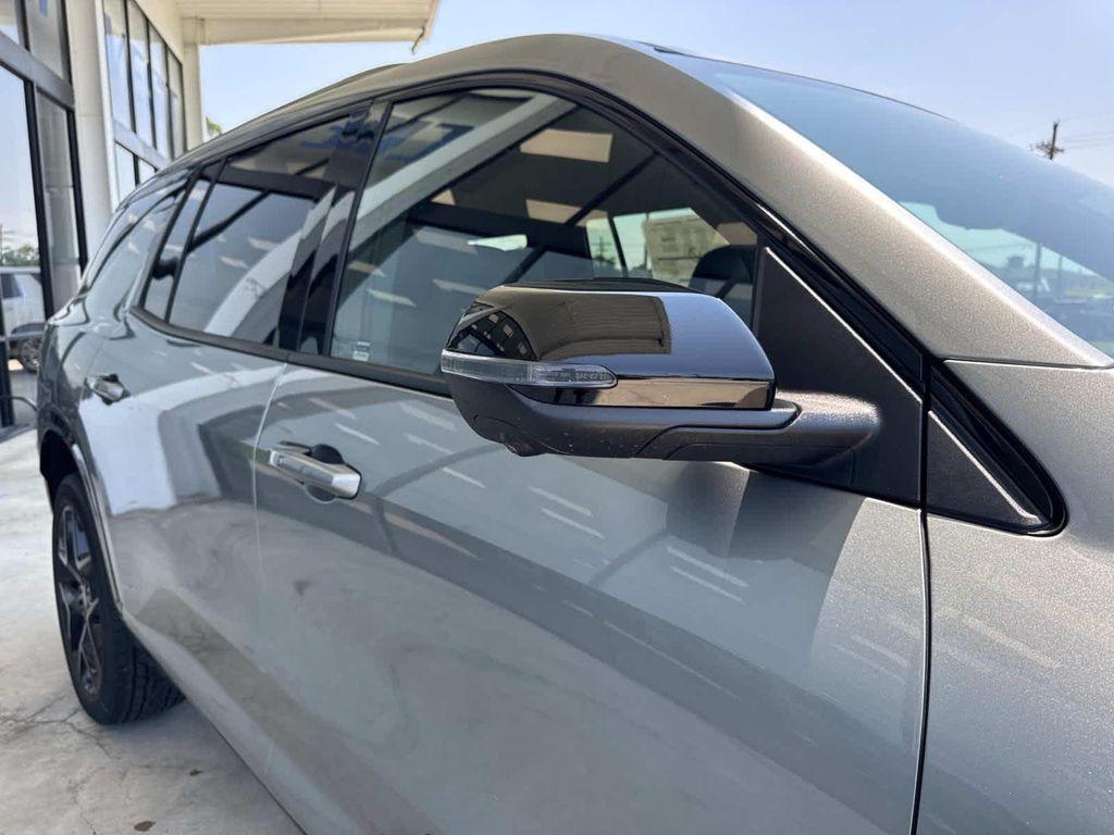 new 2026 Chevrolet Traverse car, priced at $57,295