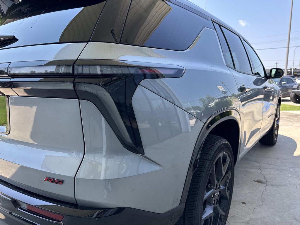 new 2026 Chevrolet Traverse car, priced at $57,295