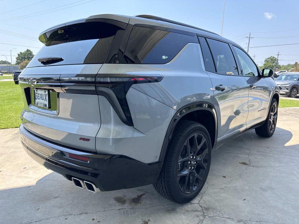 new 2026 Chevrolet Traverse car, priced at $57,295