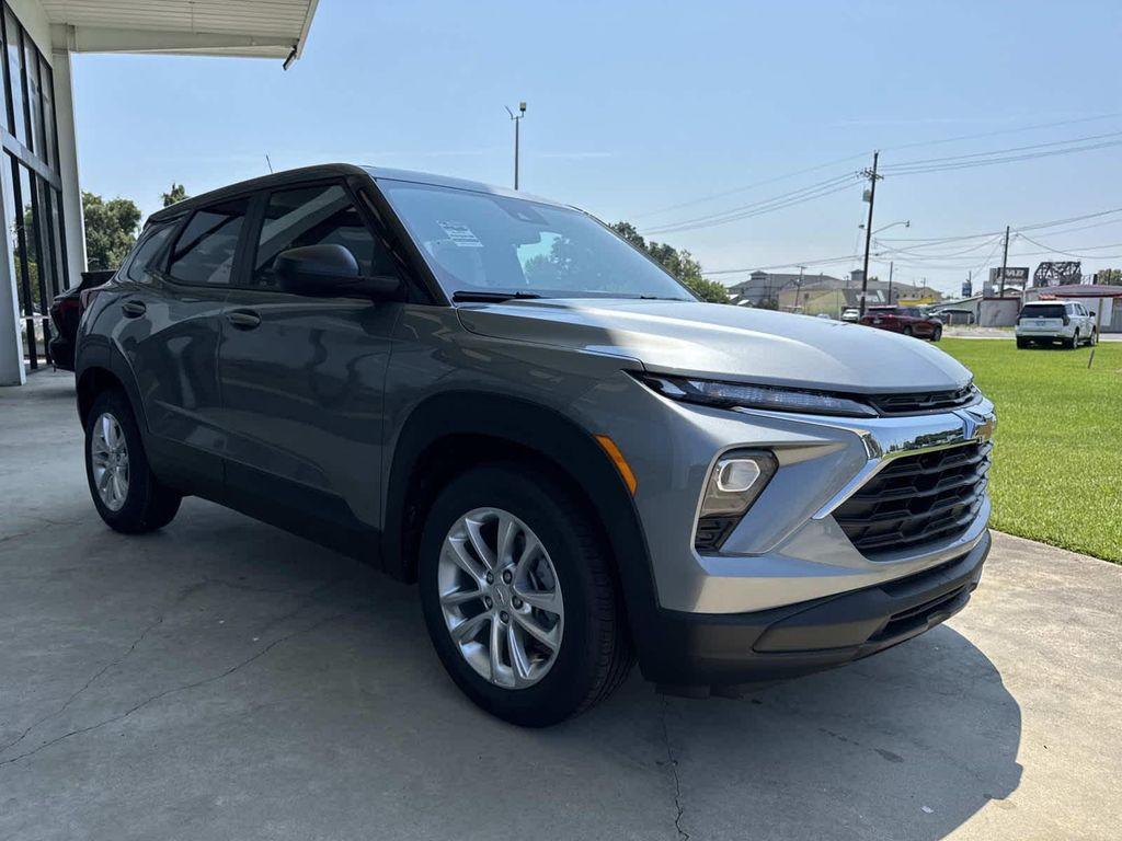 new 2026 Chevrolet TrailBlazer car, priced at $26,080