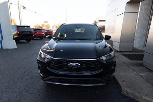 used 2025 Ford Escape car, priced at $30,599