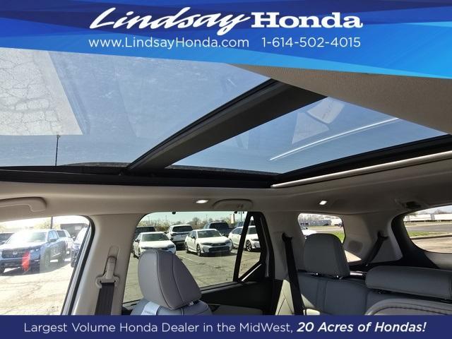 new 2025 Honda Pilot car, priced at $52,770