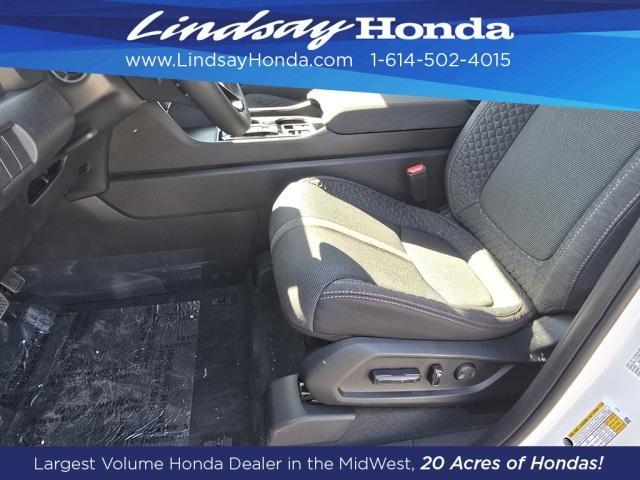 new 2025 Honda Pilot car, priced at $44,205