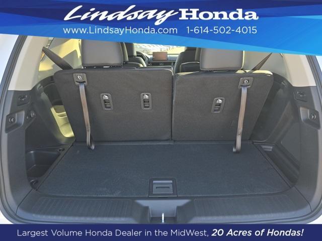 new 2025 Honda Pilot car, priced at $51,450