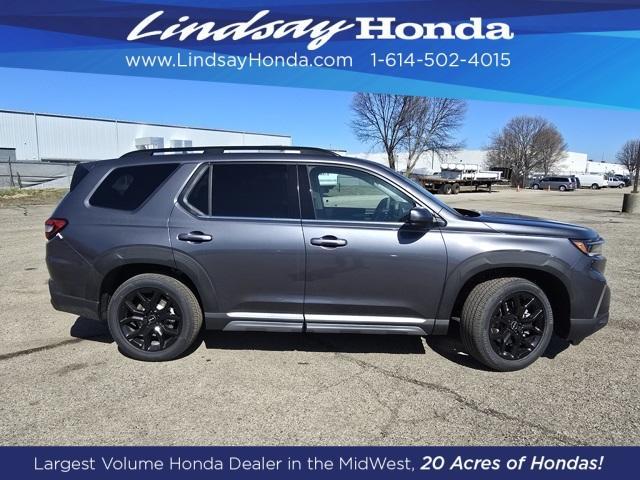 new 2025 Honda Pilot car, priced at $53,800