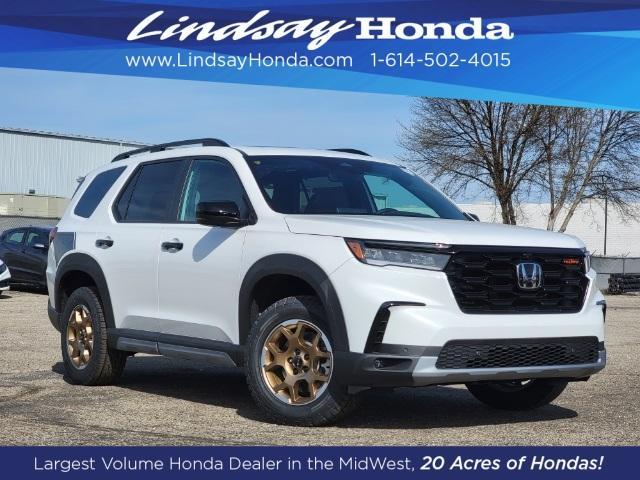 new 2024 Honda Pilot car, priced at $53,600