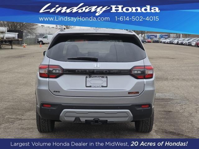 new 2025 Honda Pilot car, priced at $51,635