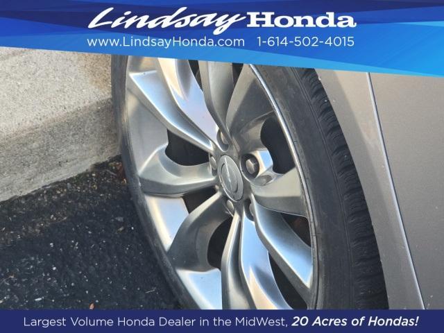 used 2015 Chrysler 200 car