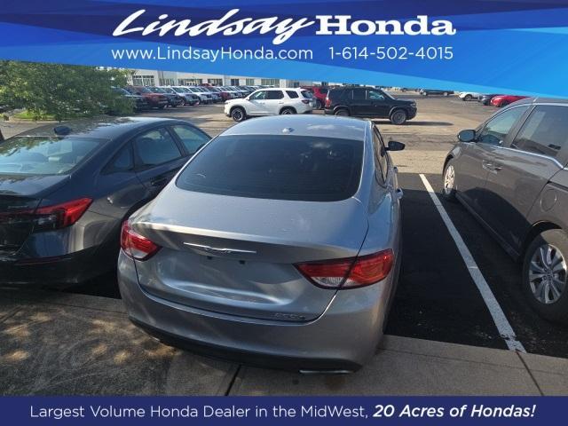 used 2015 Chrysler 200 car