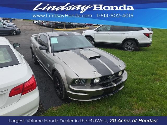 used 2009 Ford Mustang car