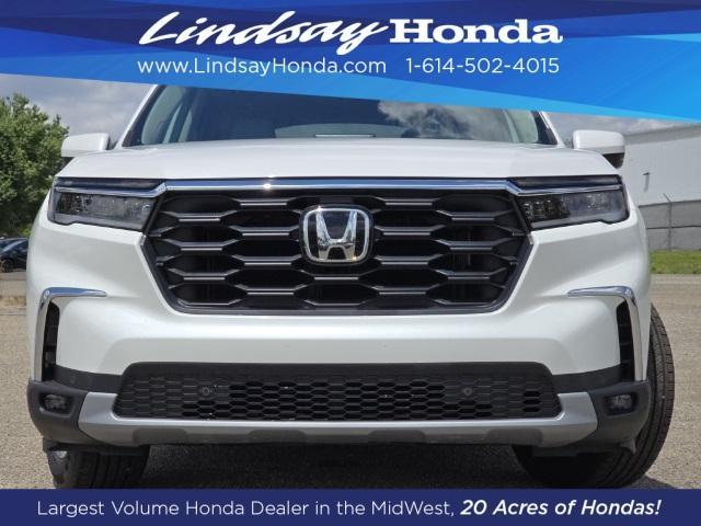 new 2025 Honda Pilot car, priced at $47,880