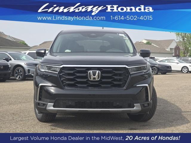 new 2025 Honda Pilot car, priced at $49,800