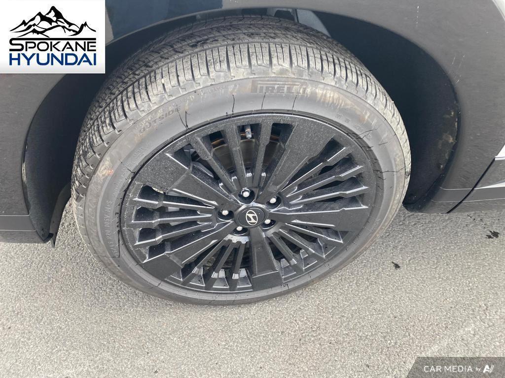 used 2025 Hyundai SANTA FE HEV car