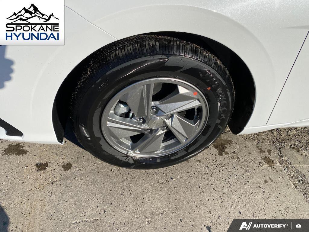 new 2025 Hyundai Elantra car, priced at $23,927