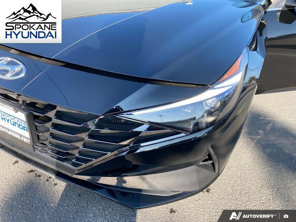 used 2022 Hyundai Elantra car