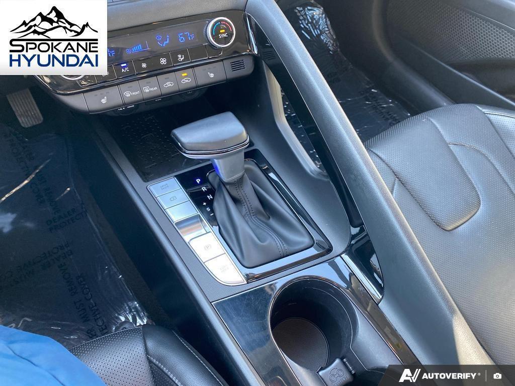 used 2022 Hyundai Elantra car