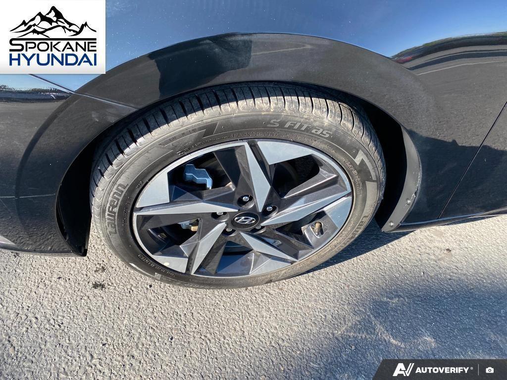 used 2022 Hyundai Elantra car