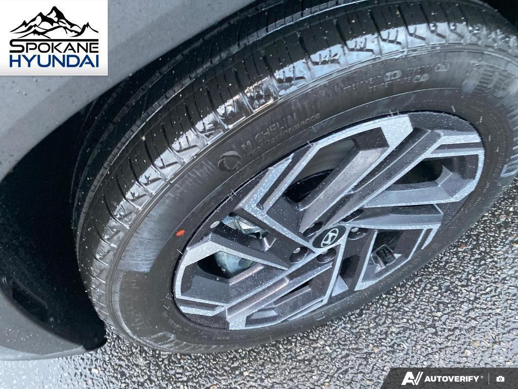 new 2026 Hyundai TUCSON Hybrid car, priced at $43,775