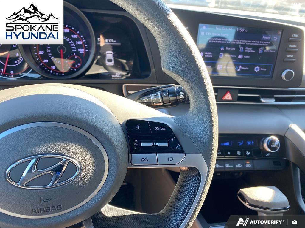 used 2022 Hyundai Elantra car