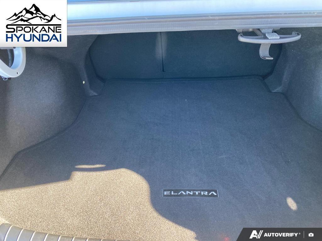 used 2024 Hyundai Elantra car