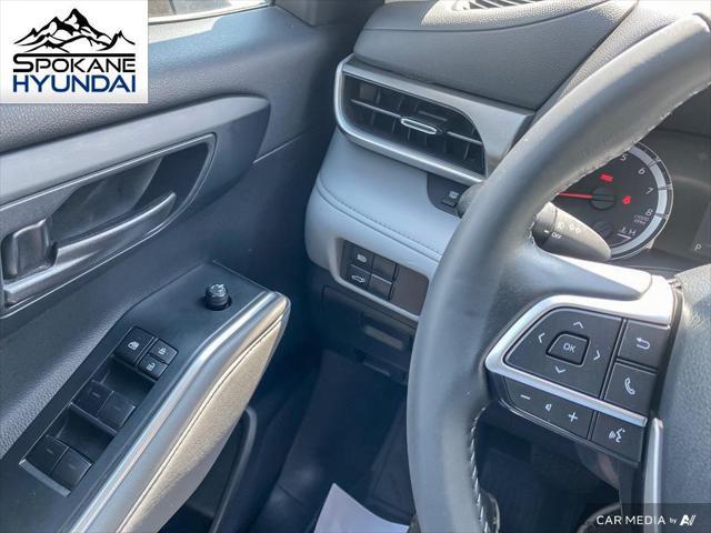 used 2022 Toyota Highlander car