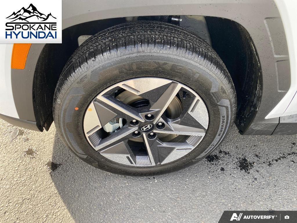 new 2026 Hyundai TUCSON Hybrid car, priced at $36,668