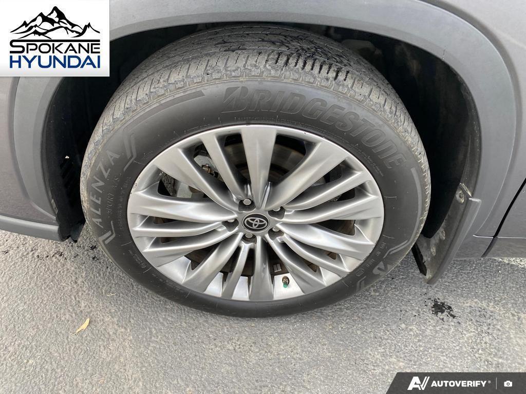 used 2022 Toyota Highlander car