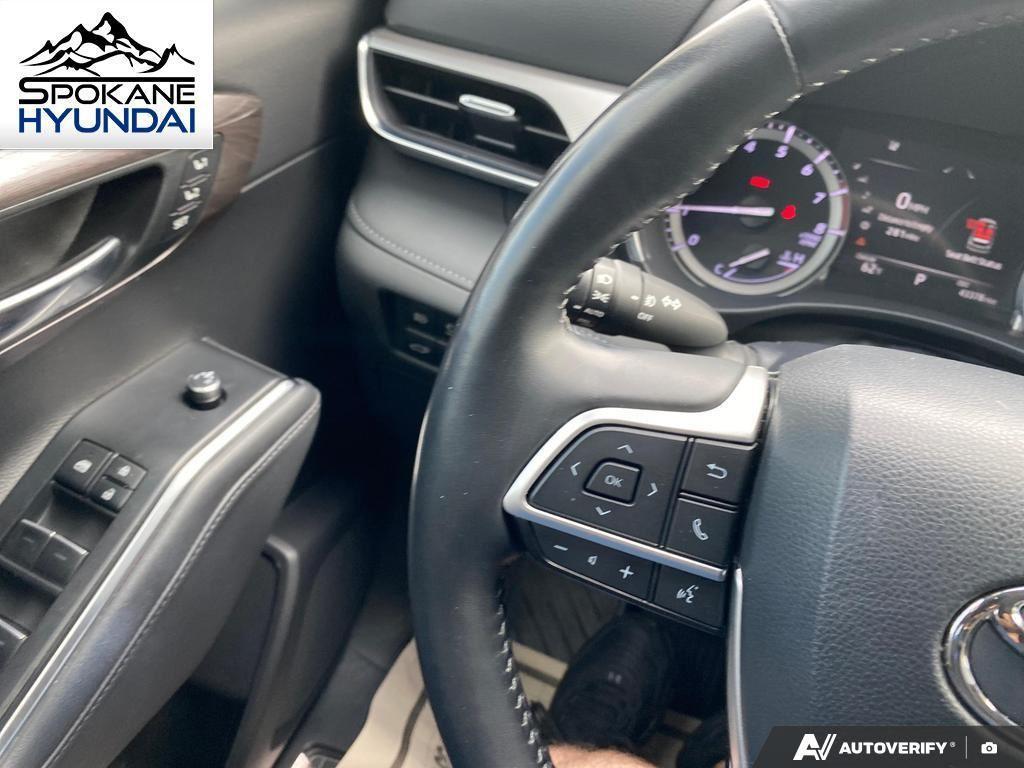 used 2022 Toyota Highlander car