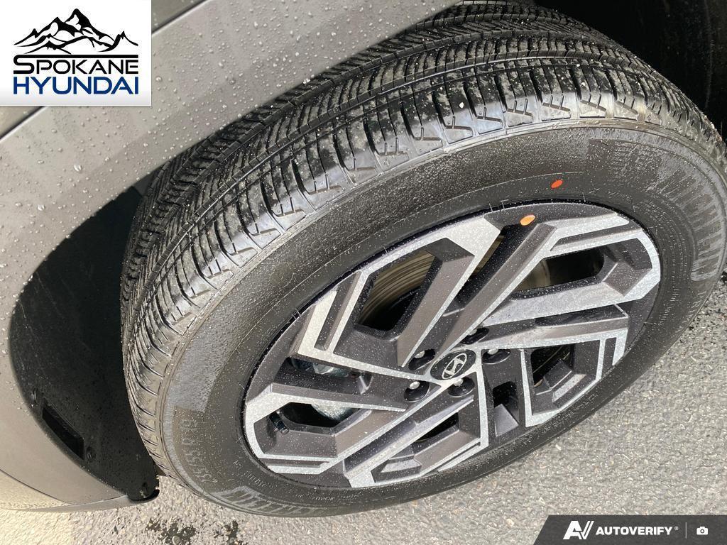 new 2026 Hyundai TUCSON Hybrid car, priced at $43,620