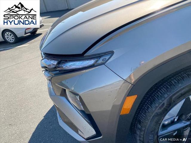 new 2025 Hyundai TUCSON Hybrid car