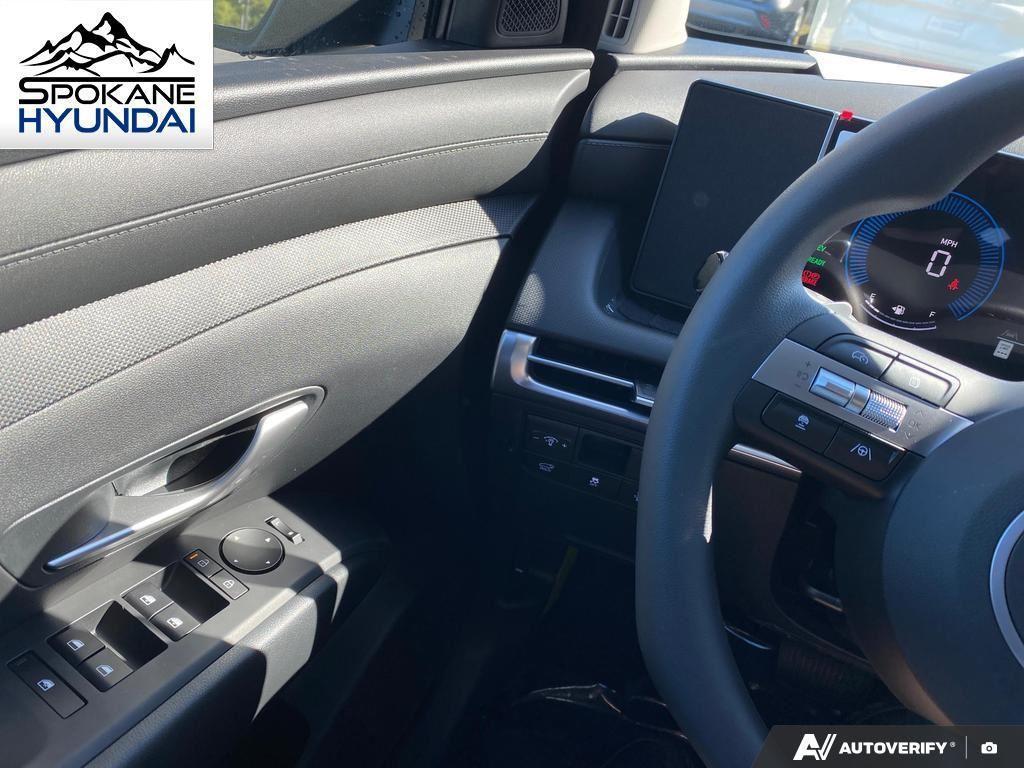 new 2026 Hyundai TUCSON Hybrid car