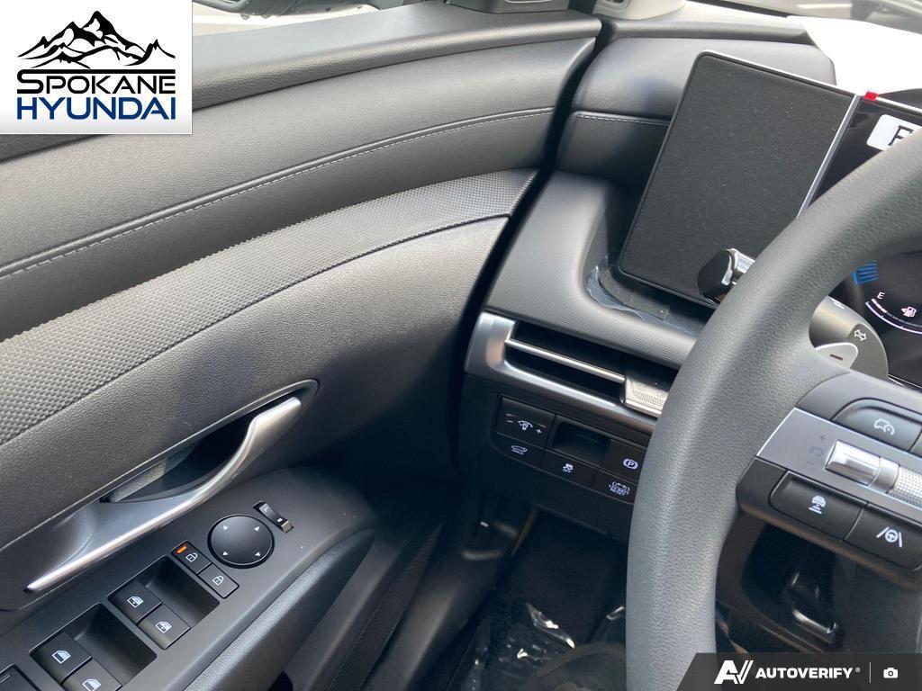 new 2026 Hyundai TUCSON Hybrid car, priced at $35,159
