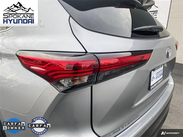 used 2020 Toyota Highlander Hybrid car, priced at $37,500