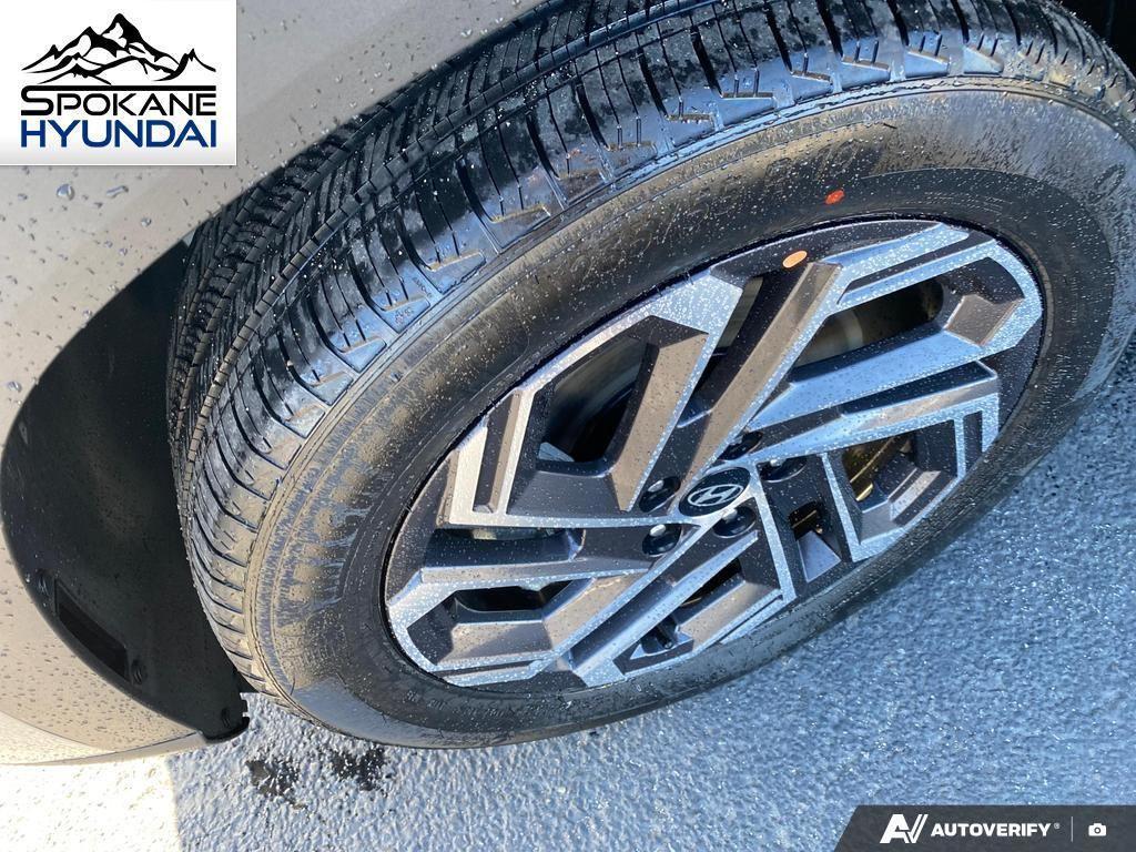 new 2026 Hyundai TUCSON Hybrid car, priced at $43,980