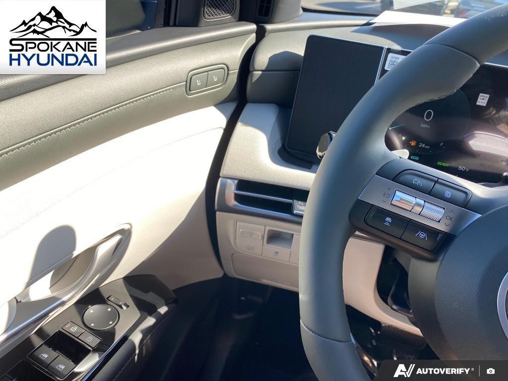 new 2026 Hyundai TUCSON Hybrid car, priced at $43,980