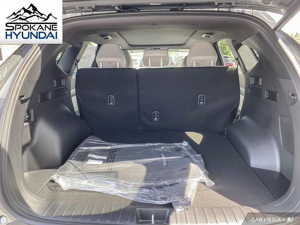 new 2025 Hyundai TUCSON Hybrid car, priced at $42,895